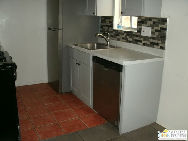 2290 S Palm Canyon Drive 114, Palm Springs, CA 92264