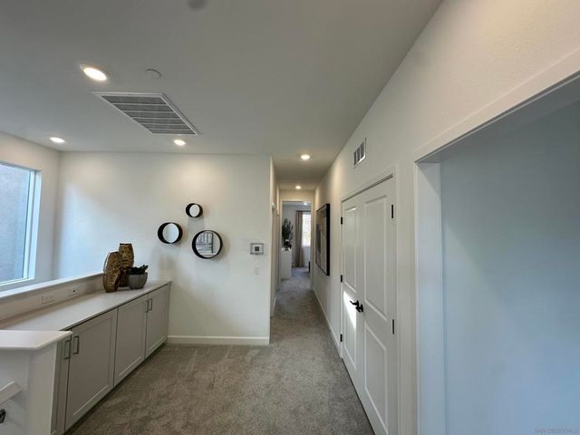 2186 Tributary Rd, Chula Vista, CA 91913