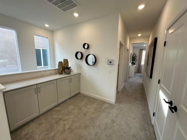 2186 Tributary Rd, Chula Vista, CA 91913