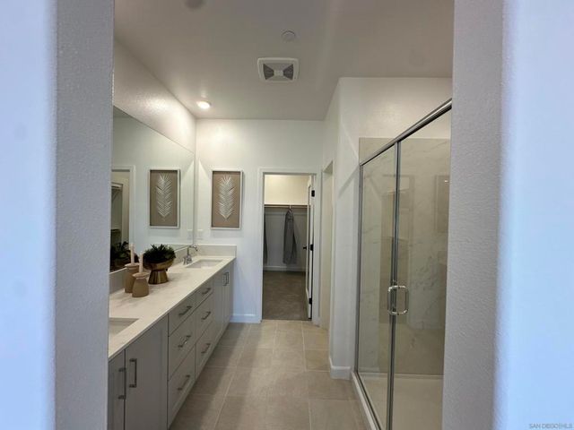 2186 Tributary Rd, Chula Vista, CA 91913