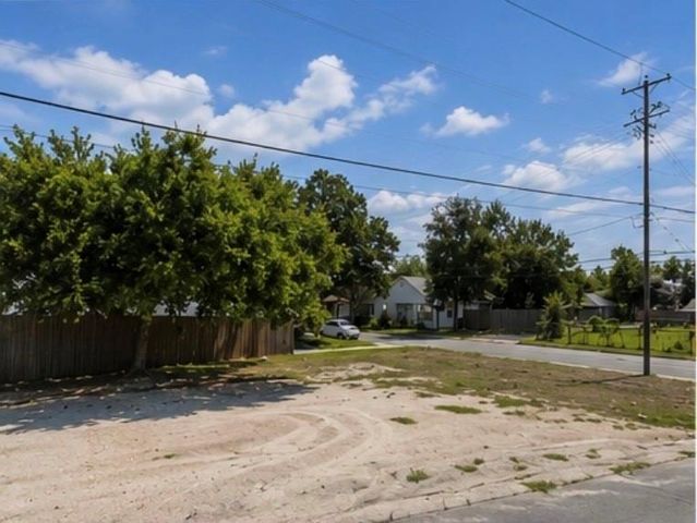 0 W Nazro Street, Baytown, TX 77520