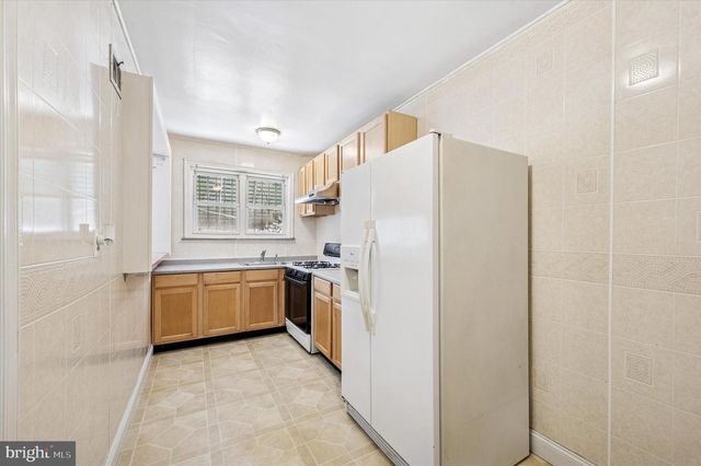 6320 EVERETT AVE, Philadelphia, PA 19149