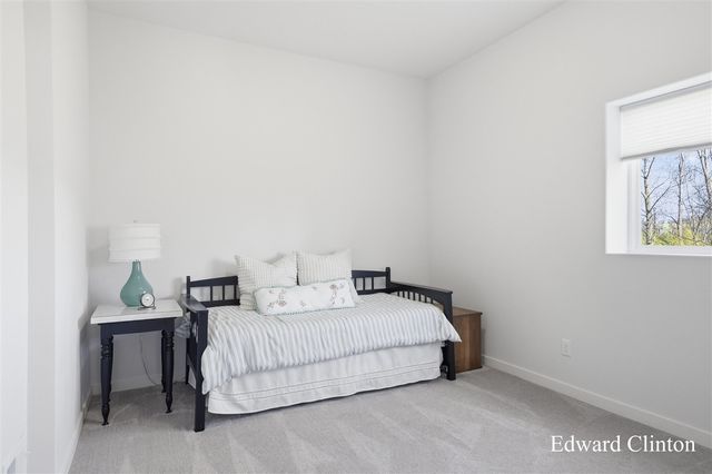 8620 Burlingame Avenue, Byron Center, MI 49315