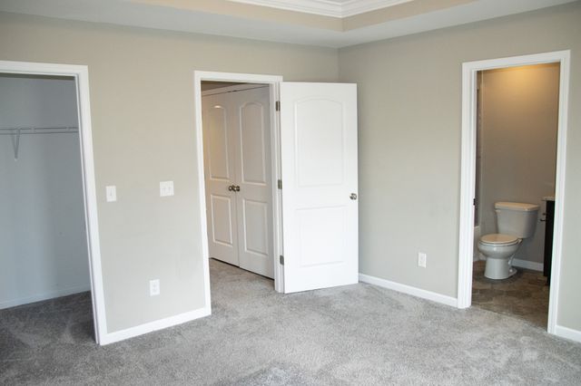 105 Bellagio Villas Dr, Spring Hill, TN 37174