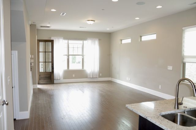 105 Bellagio Villas Dr, Spring Hill, TN 37174