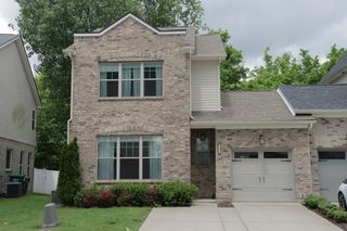 105 Bellagio Villas Dr, Spring Hill, TN 37174