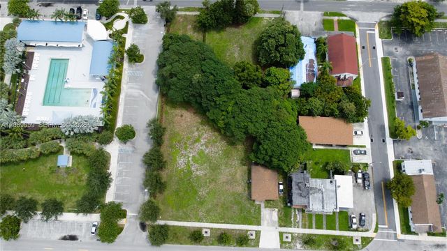 708 NW 2nd Avenue, Hallandale Beach, FL 33009