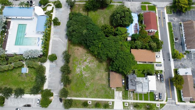 708 NW 2nd Avenue, Hallandale Beach, FL 33009