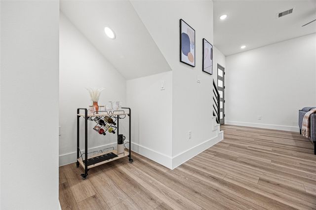 2477 Carmel Street, Houston, TX 77091