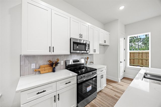 2477 Carmel Street, Houston, TX 77091