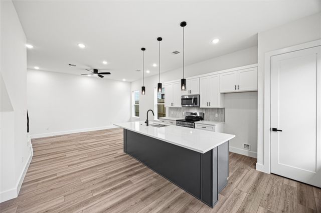 2477 Carmel Street, Houston, TX 77091