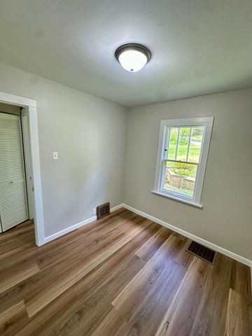35397 N 1st Avenue, Ingleside, IL 60041