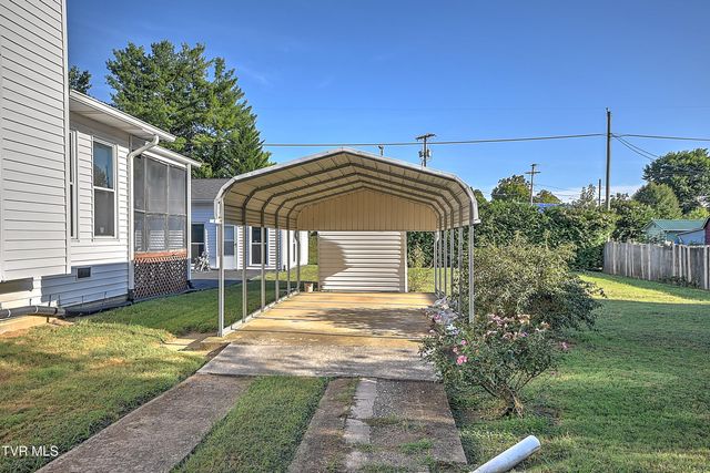 1009 West Sullivan Street, Kingsport, TN 37660