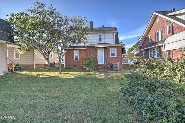 1009 West Sullivan Street, Kingsport, TN 37660