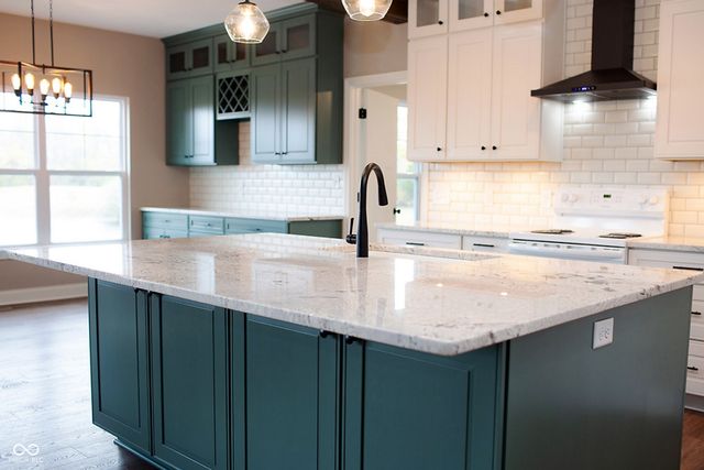 13562 Creekridge Lane, Fishers, IN 46055