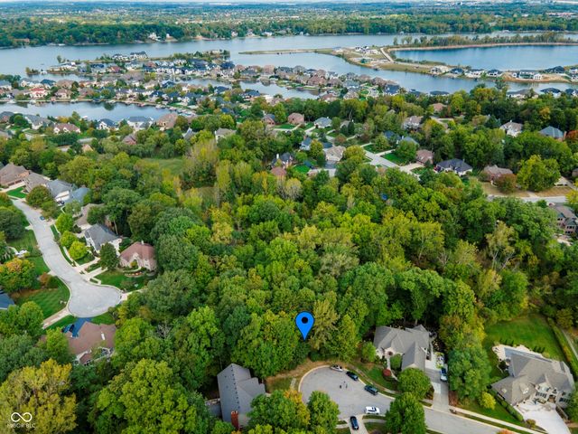 13562 Creekridge Lane, Fishers, IN 46055