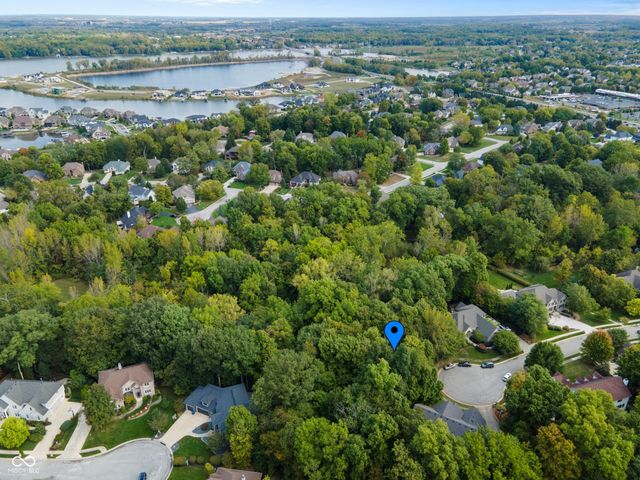 13562 Creekridge Lane, Fishers, IN 46055