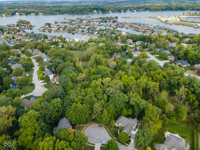 13562 Creekridge Lane, Fishers, IN 46055