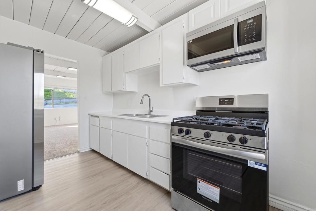 4206 Division Street, San Diego, CA 92136