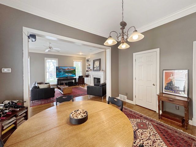 557 RIENZI DR, Memphis, TN 38103