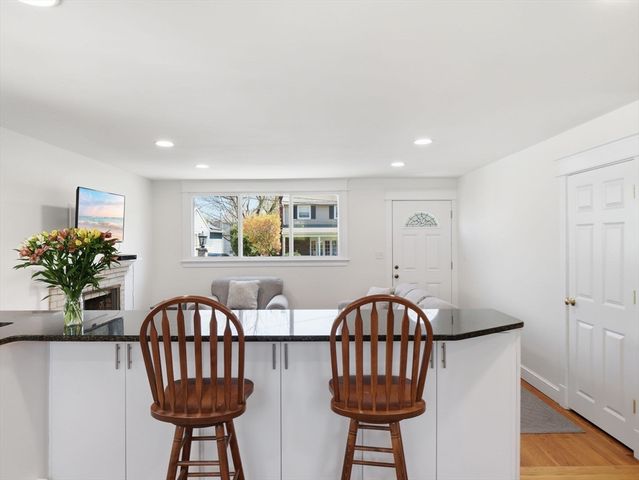 76 Wheeler Ave, Melrose, MA 02176