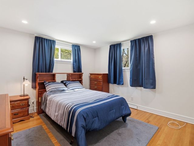 76 Wheeler Ave, Melrose, MA 02176