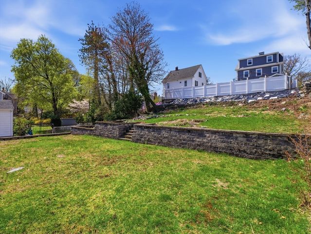 76 Wheeler Ave, Melrose, MA 02176