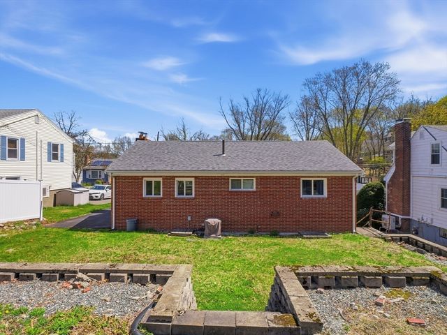 76 Wheeler Ave, Melrose, MA 02176