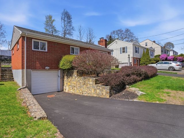 76 Wheeler Ave, Melrose, MA 02176