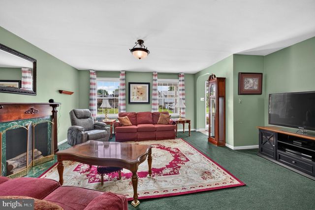 2133 WALNUT PL, Cinnaminson, NJ 08077