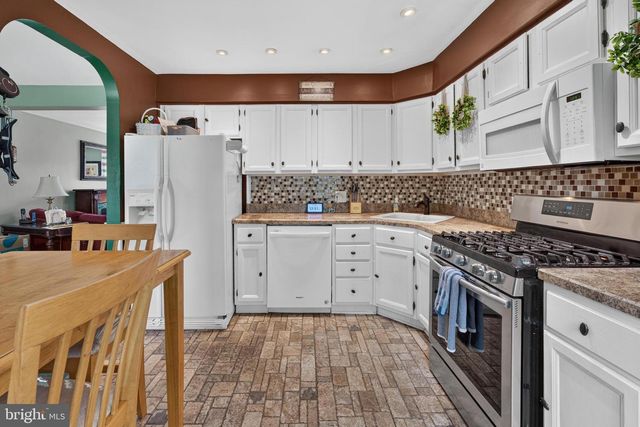 2133 WALNUT PL, Cinnaminson, NJ 08077