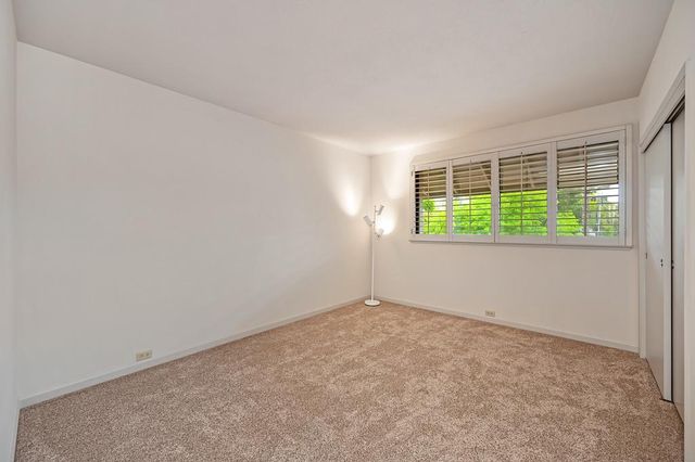 7650 Pineridge Ln, Fair Oaks, CA 95628