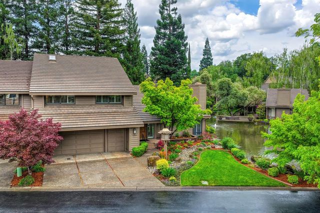 7650 Pineridge Ln, Fair Oaks, CA 95628