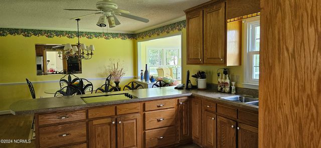 97 Planters Walk Lane, Clinton, NC 28328