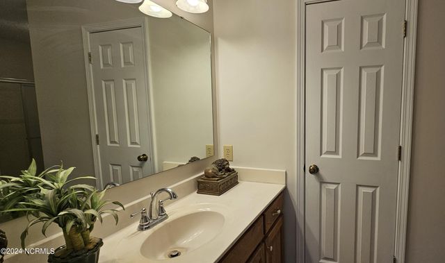 97 Planters Walk Lane, Clinton, NC 28328