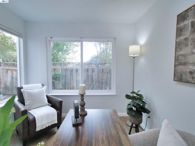 7445 Rolling Hills Cir, Dublin, CA 94568