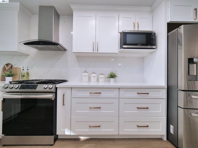 7445 Rolling Hills Cir, Dublin, CA 94568