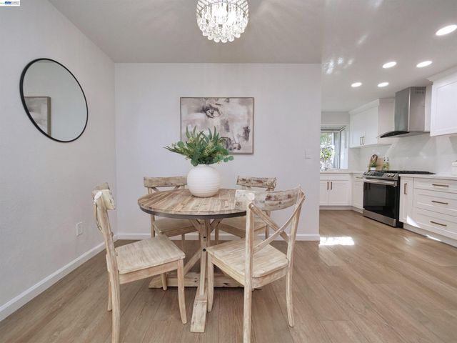 7445 Rolling Hills Cir, Dublin, CA 94568
