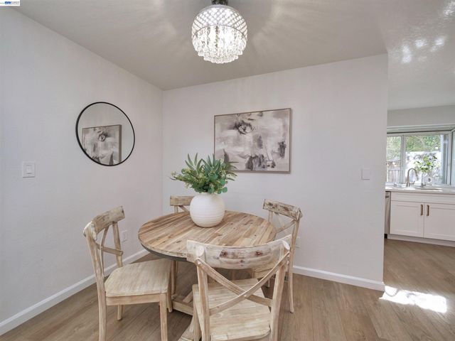 7445 Rolling Hills Cir, Dublin, CA 94568