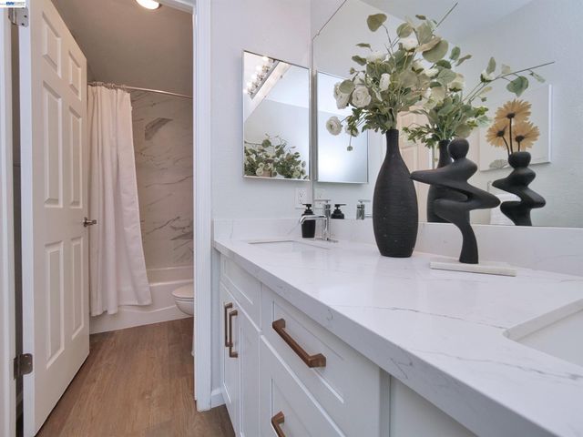 7445 Rolling Hills Cir, Dublin, CA 94568