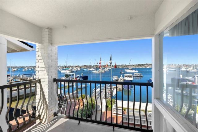 1202 E Balboa Boulevard, Newport Beach, CA 92661
