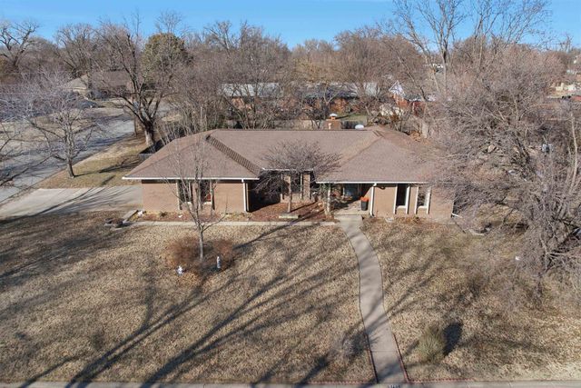5702 E Rockhill St, Wichita, KS 67208