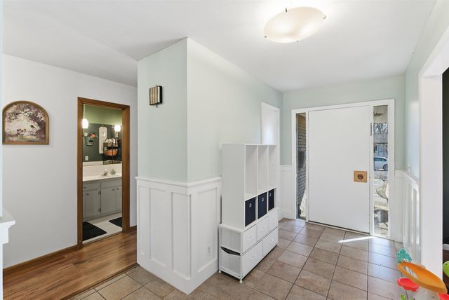 5702 E Rockhill St, Wichita, KS 67208