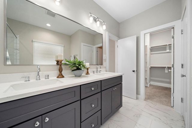 8402 Curry Road, Houston, TX 77093