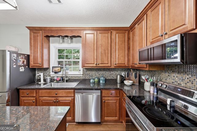 980 Falls Road, Toccoa, GA 30577
