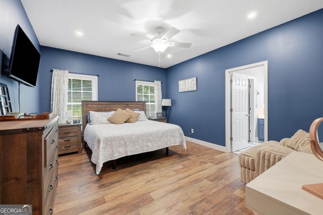 980 Falls Road, Toccoa, GA 30577