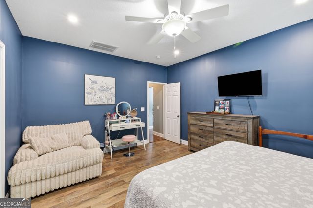 980 Falls Road, Toccoa, GA 30577