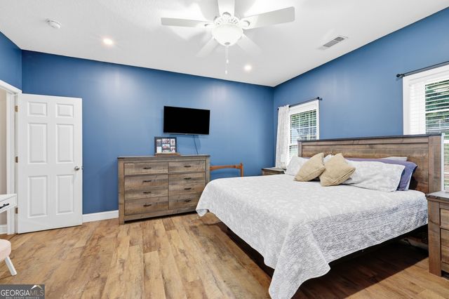 980 Falls Road, Toccoa, GA 30577