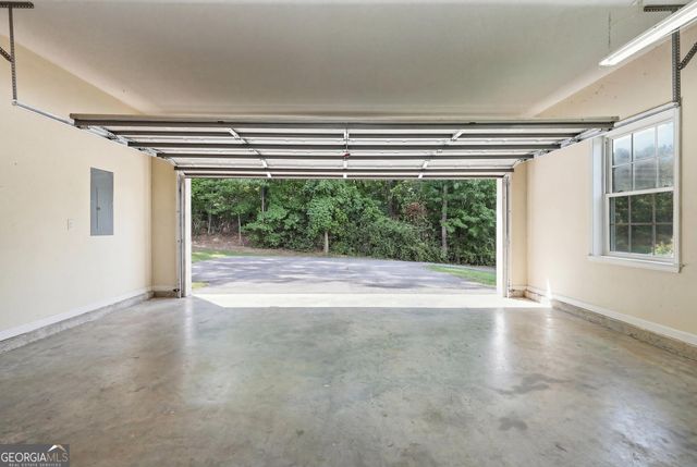 980 Falls Road, Toccoa, GA 30577
