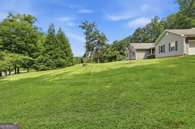 980 Falls Road, Toccoa, GA 30577